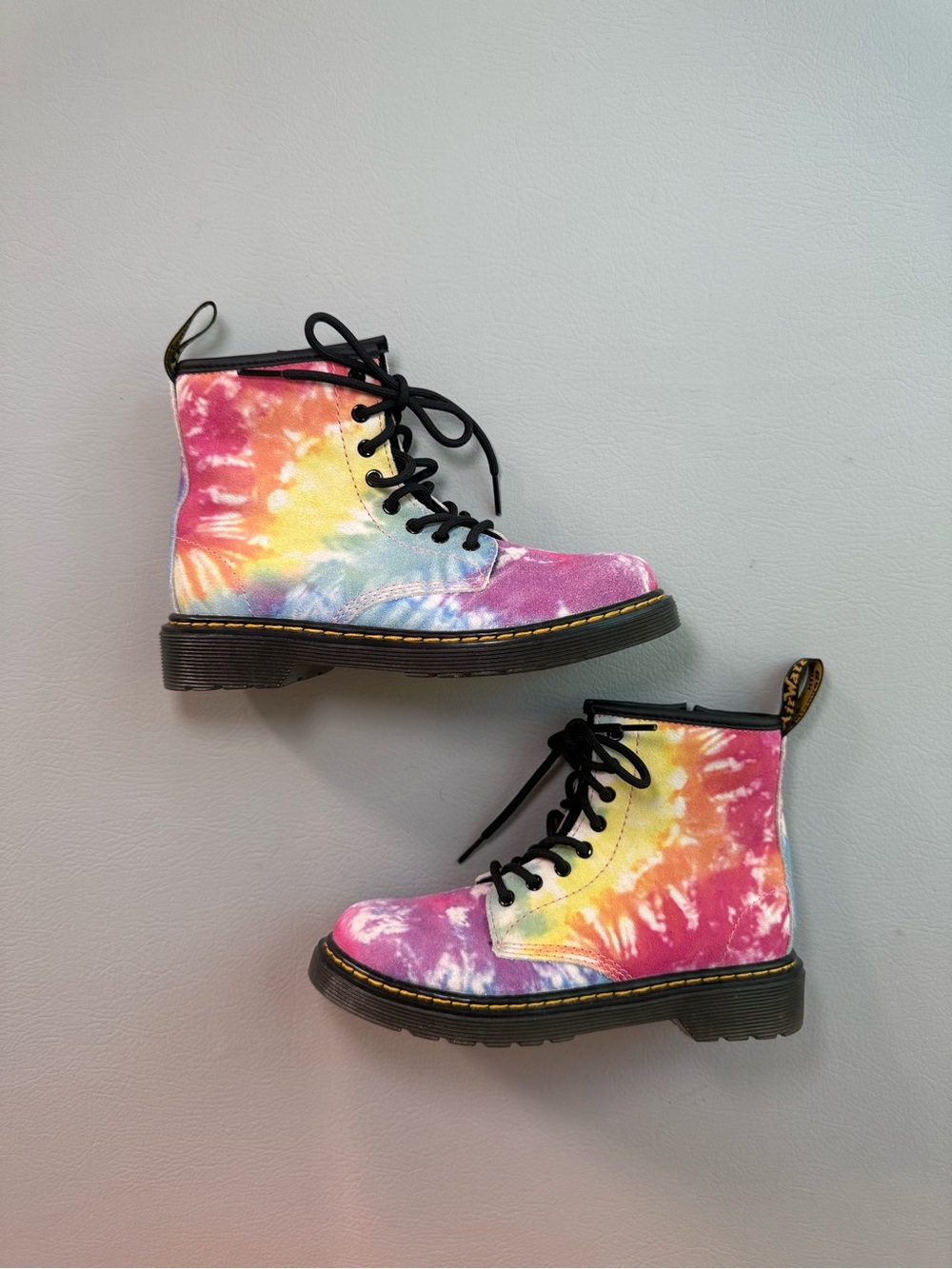 Dr Martens Kids Junior Rainbow Tie Dye 1460 Lace Up Boots 2 US Big Kids New